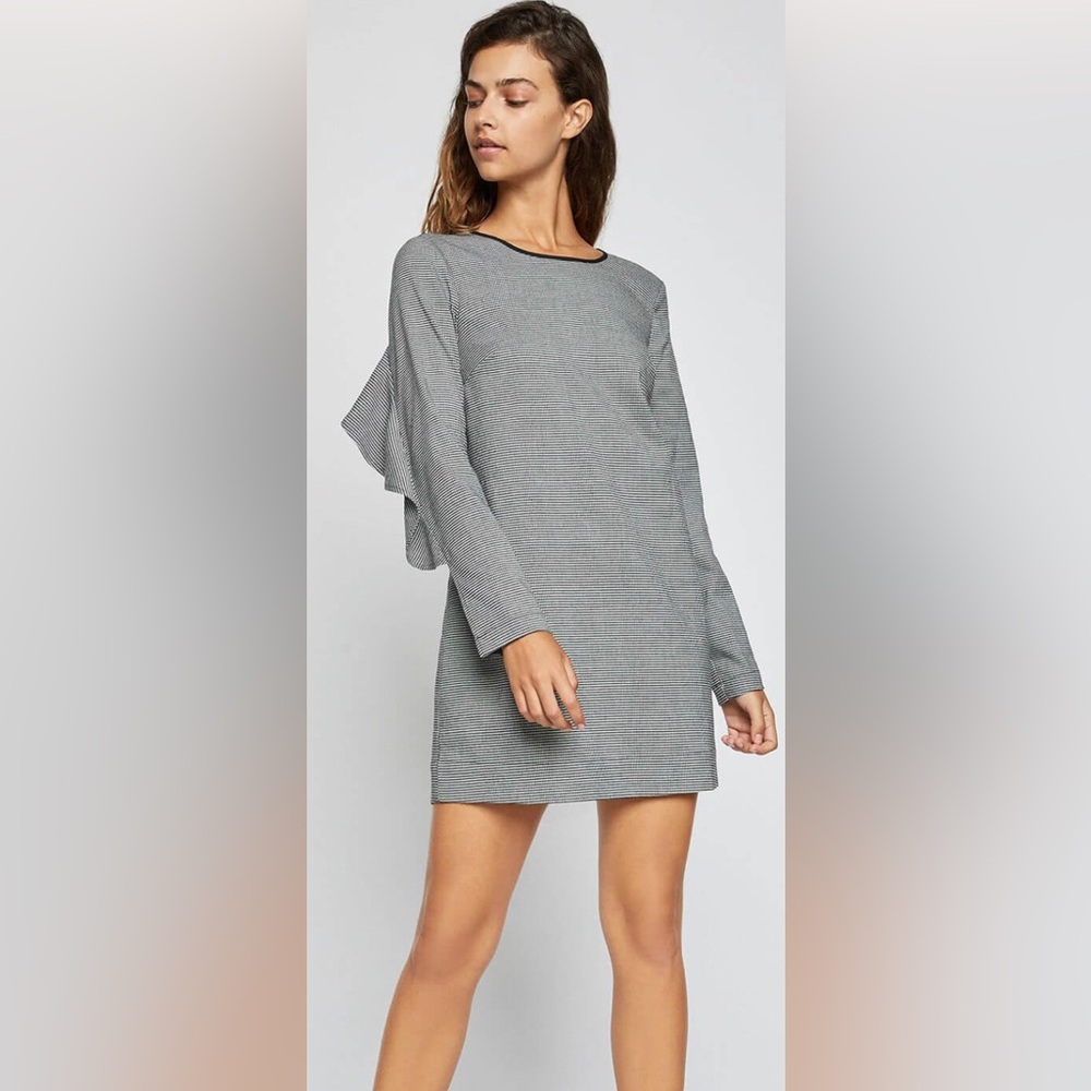 DRESS - Women's BCBGeneration Black/White Houndstooth Ruffle Sleeve Mini Dress.